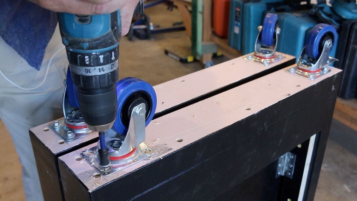 Folding Workbench 28.jpg Folding Workbench 28.jpg