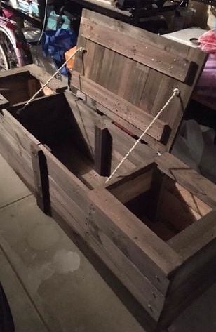 Pallet Seat.jpg Pallet Seat.jpg