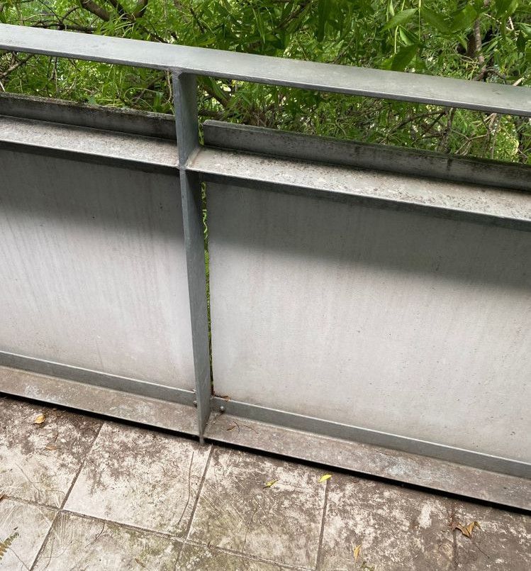 rusty_.jpg rusty_.jpg