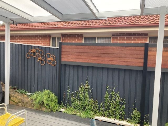 Privacy Screen1.jpg Privacy Screen1.jpg