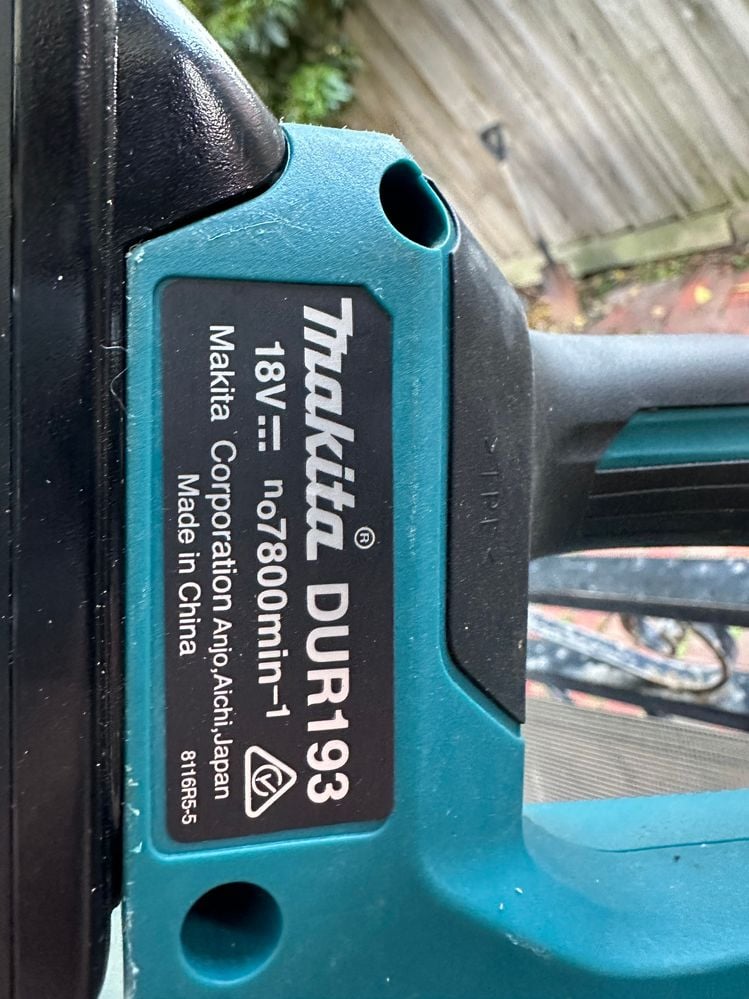 whipper snipper 1.jpeg whipper snipper 1.jpeg