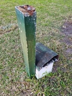 Letterbox2.jpg Letterbox2.jpg