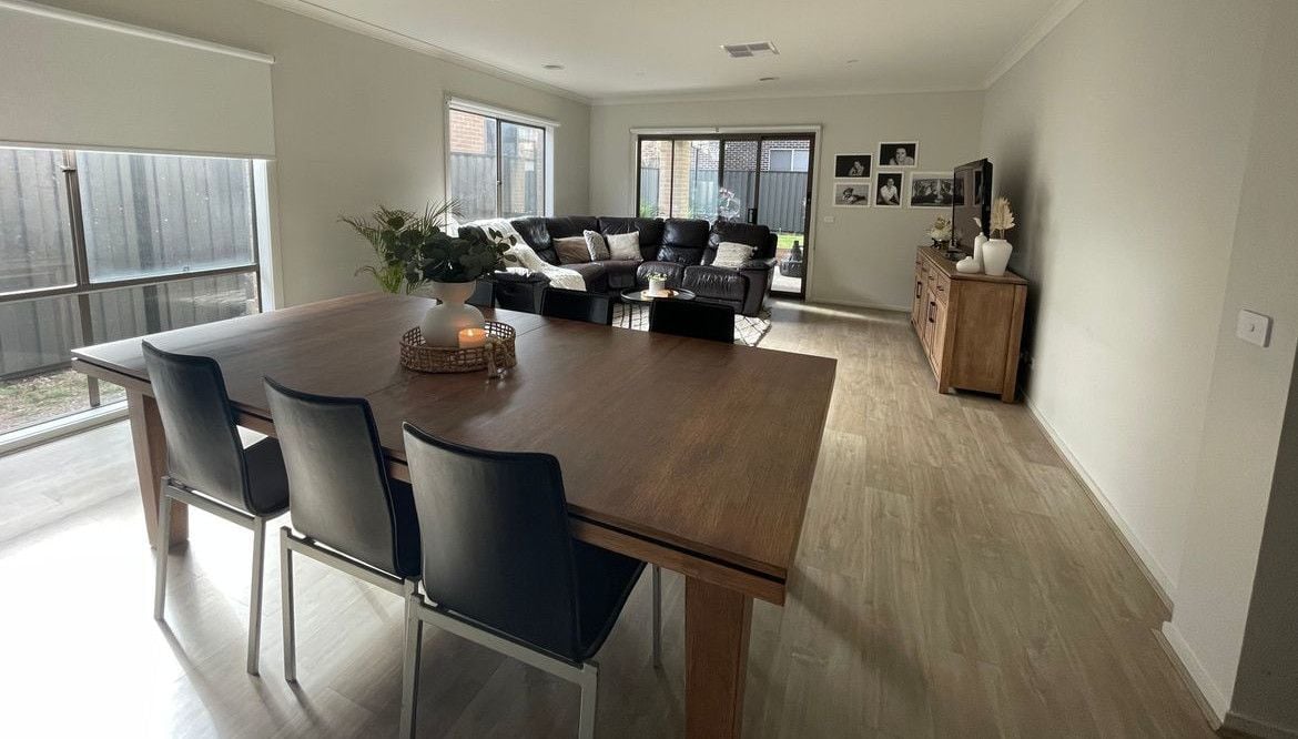 EJ_MAKES6.jpeg EJ_MAKES6.jpeg