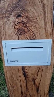 Letterbox9.jpg Letterbox9.jpg