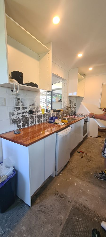 27 - Cabinets.jpg 27 - Cabinets.jpg