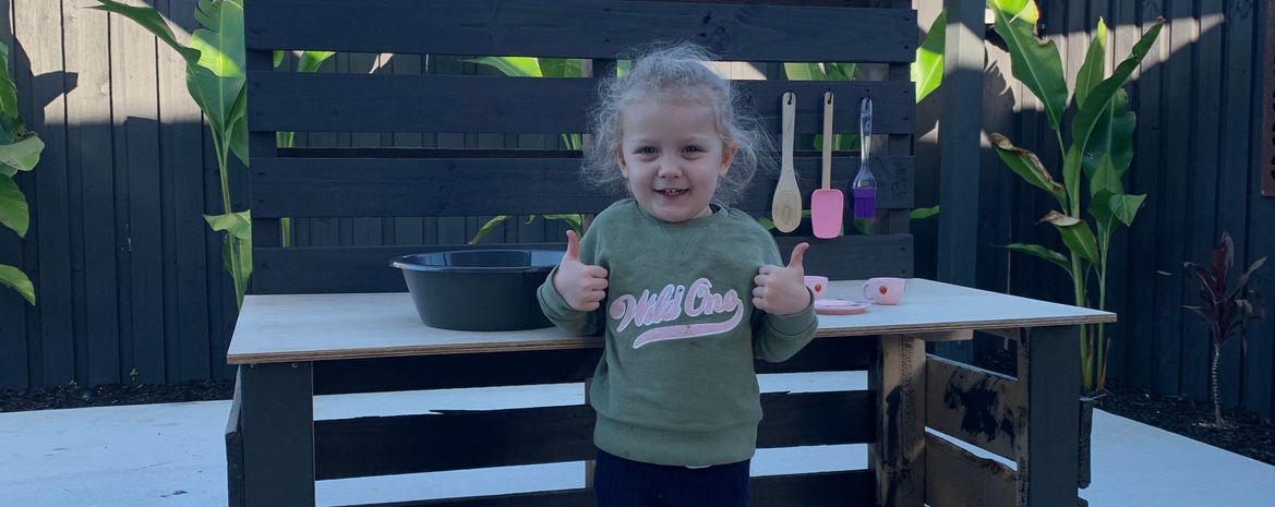 DIY-Loomesy mud kitchen.png DIY-Loomesy mud kitchen.png