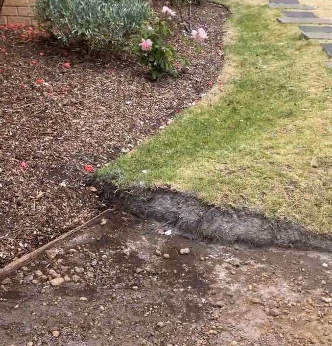 pretty_living3.jpeg pretty_living3.jpeg