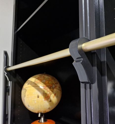 05d - rails.jpg 05d - rails.jpg