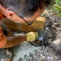 5 Position and concrete post.jpg 5 Position and concrete post.jpg