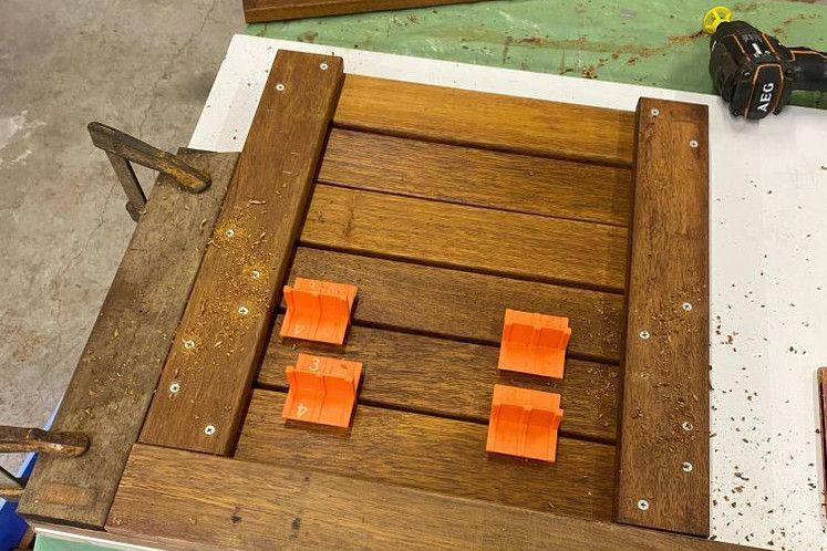 counter_sunk_last.jpg counter_sunk_last.jpg