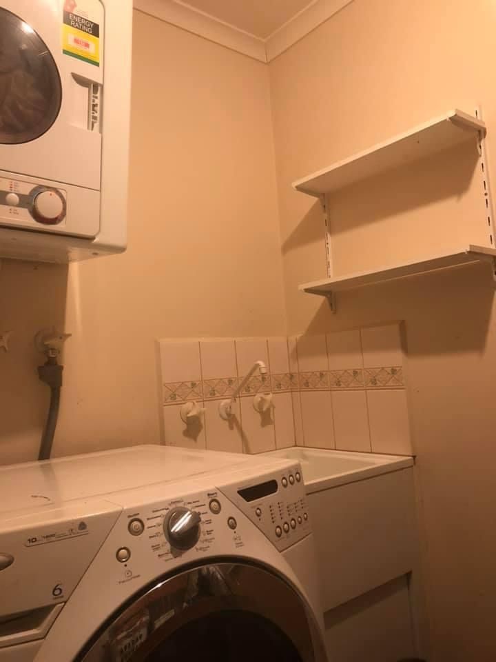 Laundry 1.JPG Laundry 1.JPG