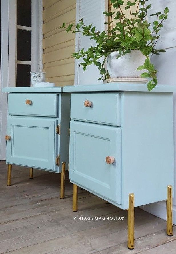 tablessideview.jpg tablessideview.jpg