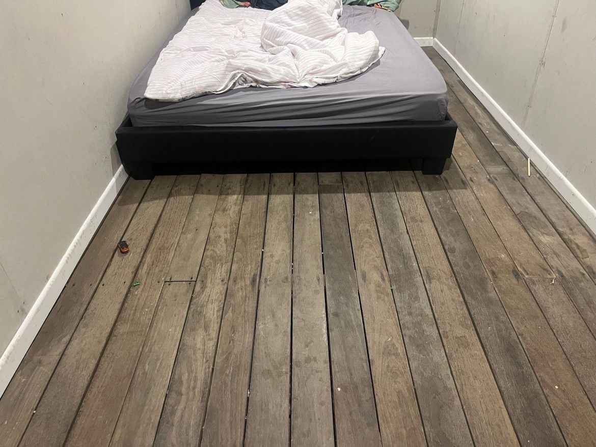 Decking 2.jpg Decking 2.jpg