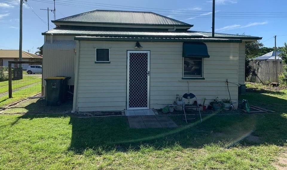 Bundy_Back.jpg Bundy_Back.jpg