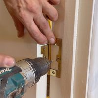 5. Pre-drill and secure all hinges.jpg 5. Pre-drill and secure all hinges.jpg