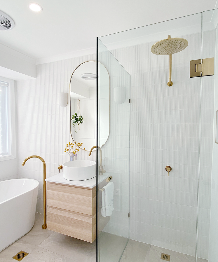 luxury_bathroom.png luxury_bathroom.png