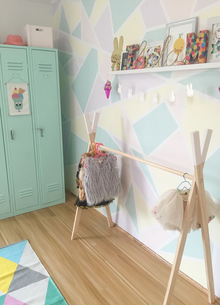 teepee clothesrack2.JPG teepee clothesrack2.JPG