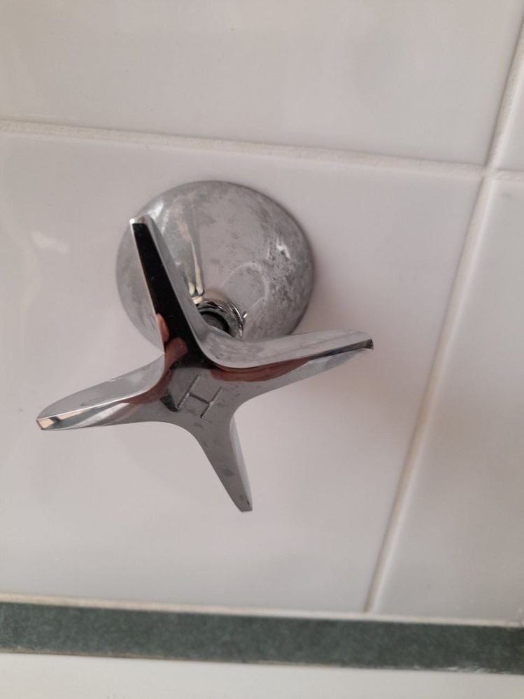 laundry tap.jpg laundry tap.jpg
