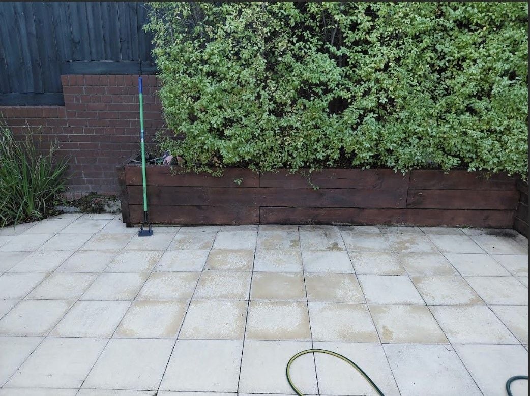 Pavers1.jpg Pavers1.jpg