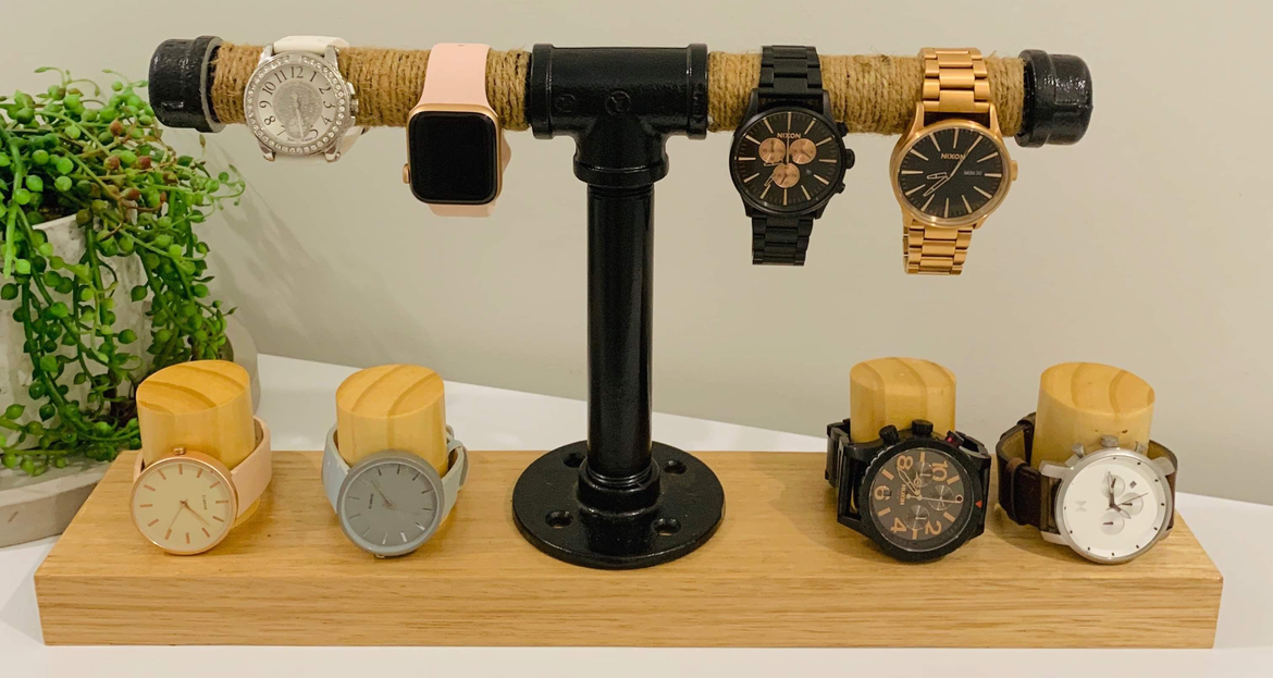 watch stand.png watch stand.png