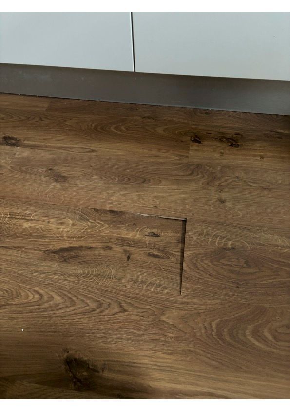 kitchen floorboard .jpg kitchen floorboard .jpg