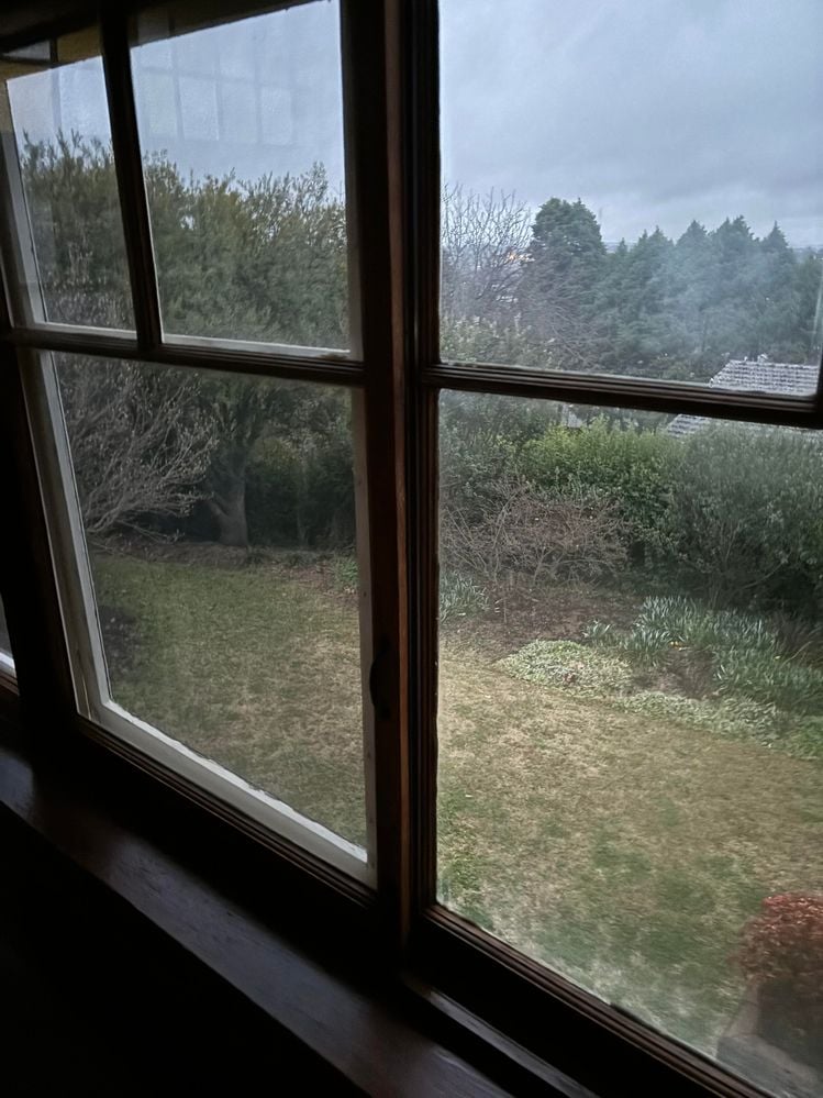 window draught stopper 2.jpg window draught stopper 2.jpg