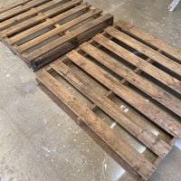Step 1 - Find suitable pallets.JPG Step 1 - Find suitable pallets.JPG