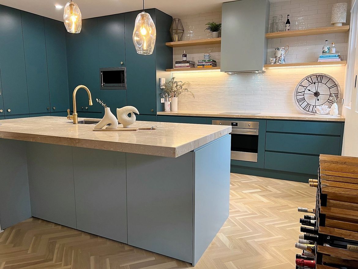 kitchen-with-bleached-parquetry.jpg kitchen-with-bleached-parquetry.jpg