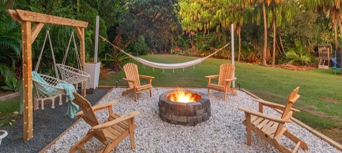 Fire pit with hanging chairs.jpeg Fire pit with hanging chairs.jpeg