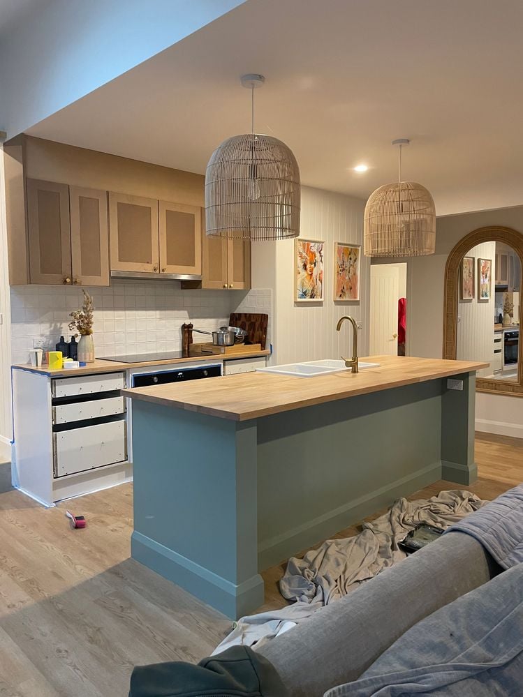 painting kitchen'.jpg painting kitchen'.jpg