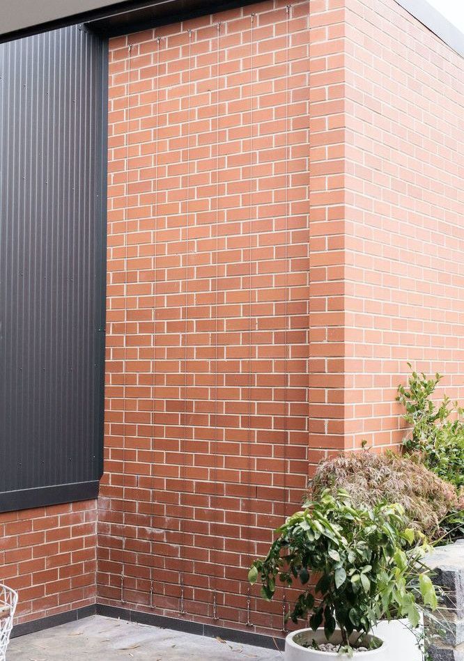 All_hardware_in_place.jpeg All_hardware_in_place.jpeg