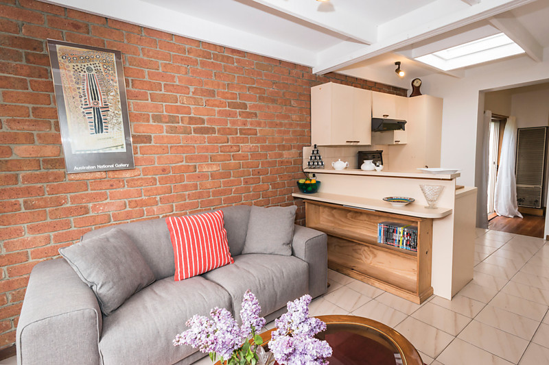 Kitchen - real estate pic.jpg Kitchen - real estate pic.jpg