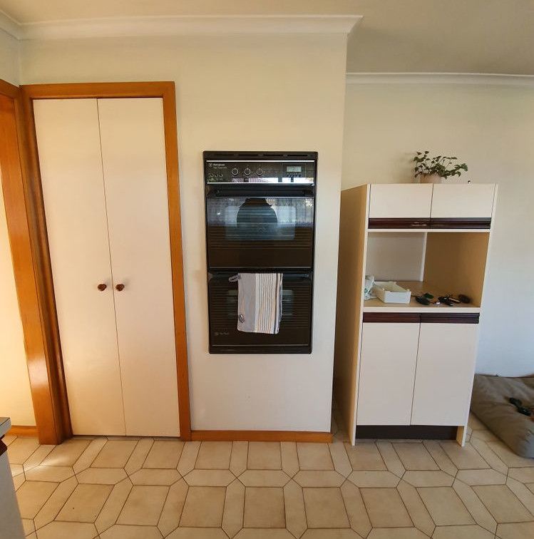 kitchen_pantry.jpg kitchen_pantry.jpg