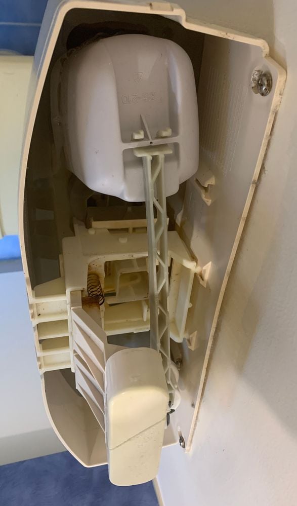 Top view of inside Cistern (another view).jpg Top view of inside Cistern (another view).jpg