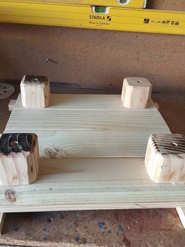 wooden planter (15).jpg wooden planter (15).jpg