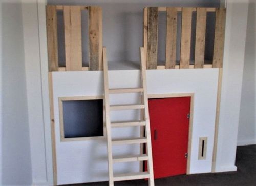 Wardrobe cubby.jpg Wardrobe cubby.jpg