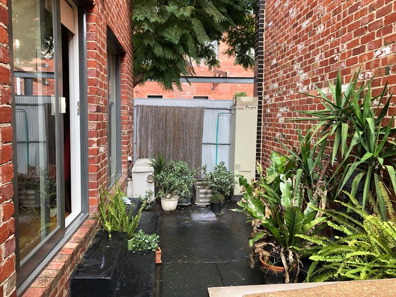 IMG_1676.jpg IMG_1676.jpg