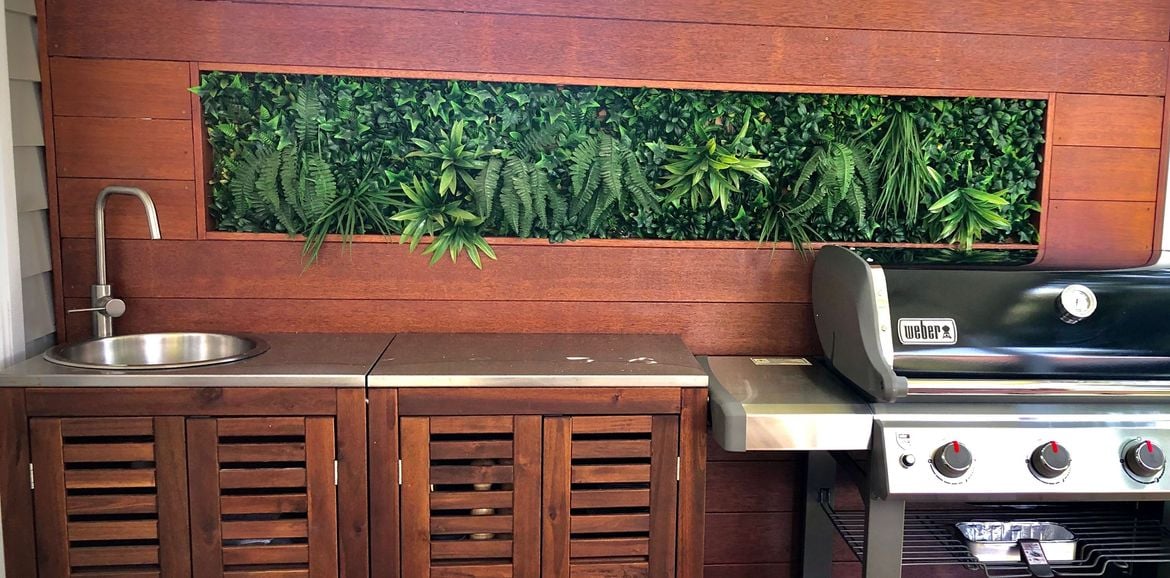 Outdoor kitchen with Merbau feature wall.jpg Outdoor kitchen with Merbau feature wall.jpg