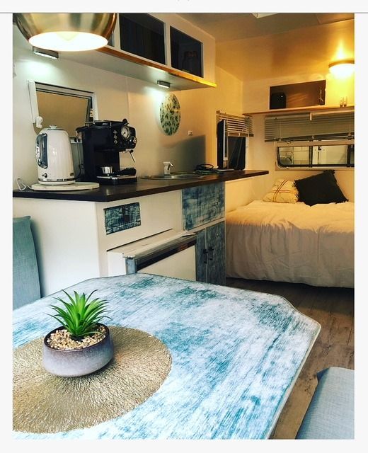 InsideFrankie.jpg InsideFrankie.jpg