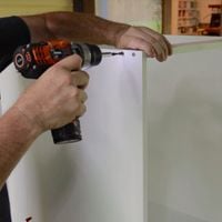 Step 3 Secure bridging section.jpeg Step 3 Secure bridging section.jpeg