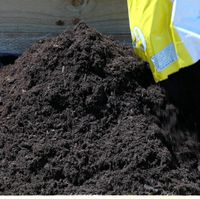 Step 15.2 Fill bed with soil and compost.jpg Step 15.2 Fill bed with soil and compost.jpg