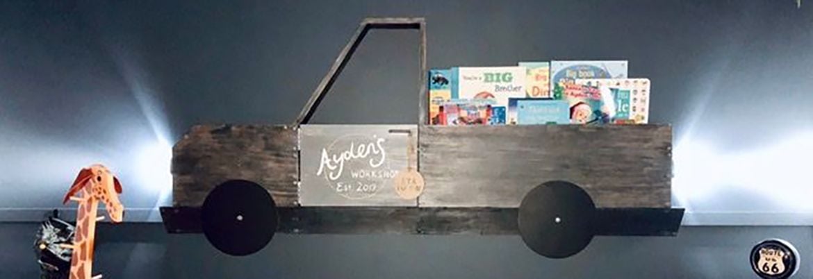 Ute bookshelf.jpeg Ute bookshelf.jpeg