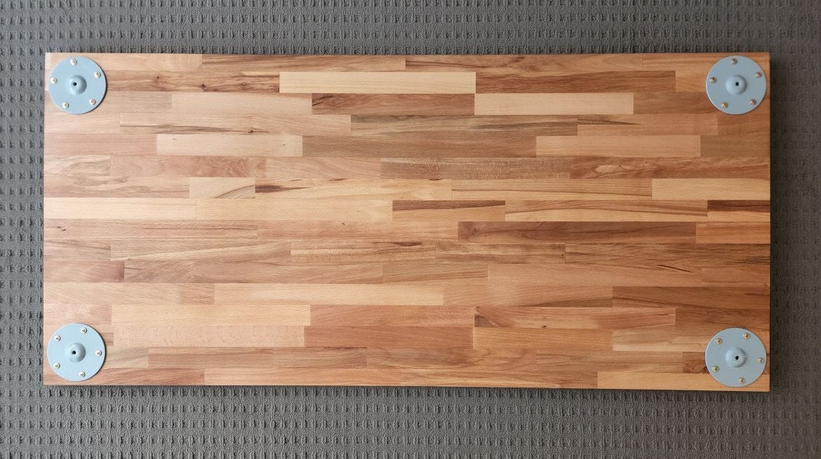 leg-mounting-plates-attached.jpg leg-mounting-plates-attached.jpg