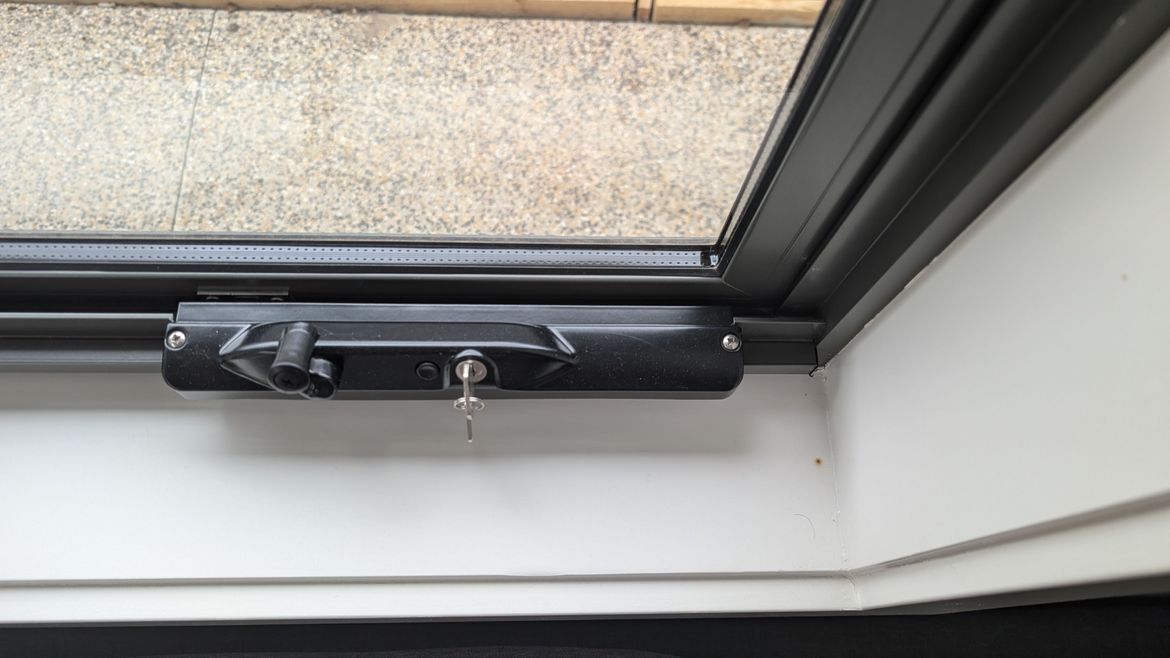 PXL_20241117_235911327.MP.jpg PXL_20241117_235911327.MP.jpg