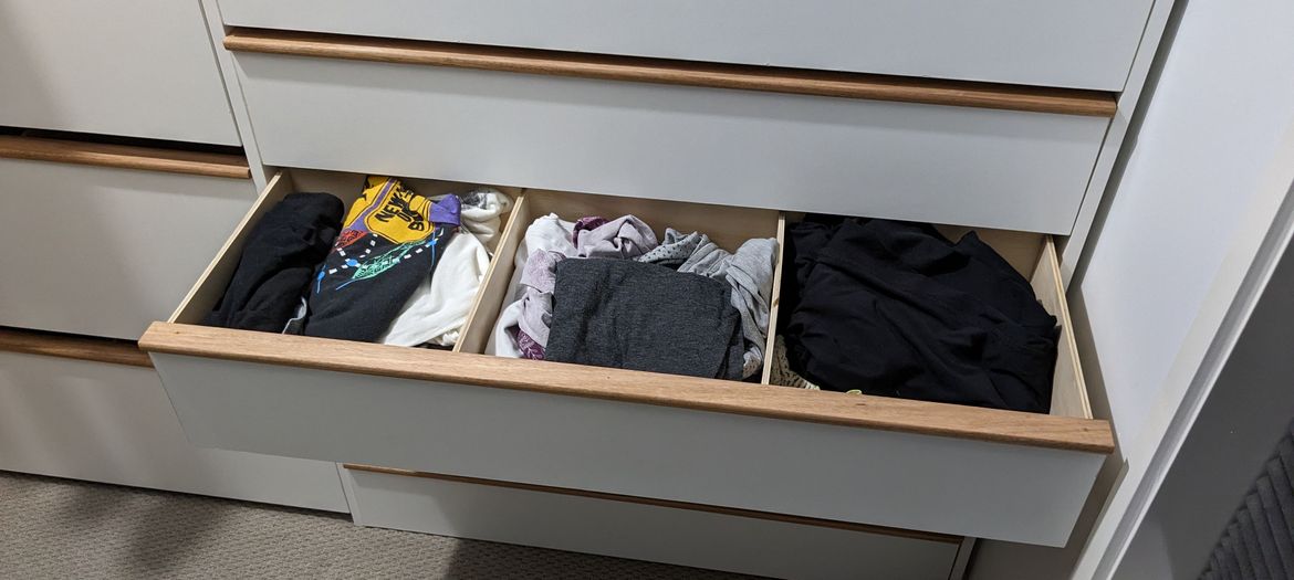 D.I.Y. built-in wardrobe drawers.jpg D.I.Y. built-in wardrobe drawers.jpg