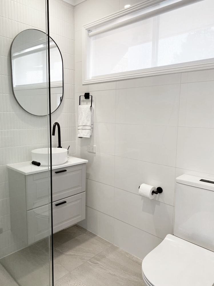 ensuite_after.png ensuite_after.png