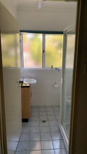 Ensuite 2.jpeg Ensuite 2.jpeg