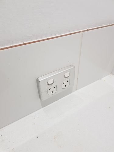 Splashback2.jpg Splashback2.jpg