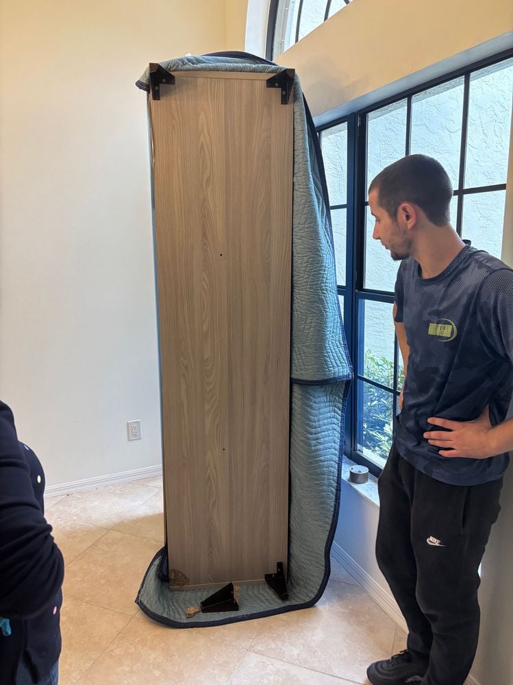 Broken Leg3.jpg Broken Leg3.jpg