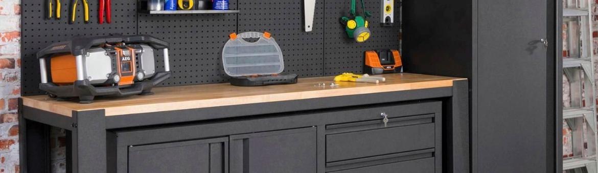 Tool cabinet.jpg Tool cabinet.jpg
